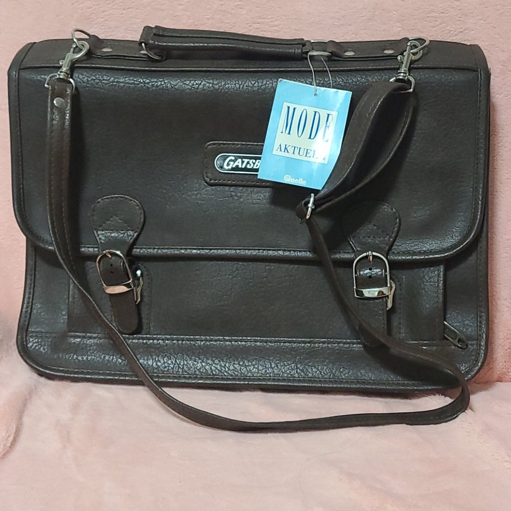 Gatsby men's case